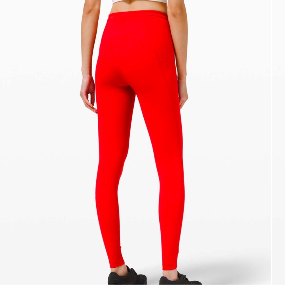 Lululemon Swift Speed High-Rise Tight 28"
Dark Red